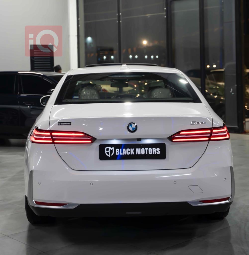 بي ام دبليو الفئة 5